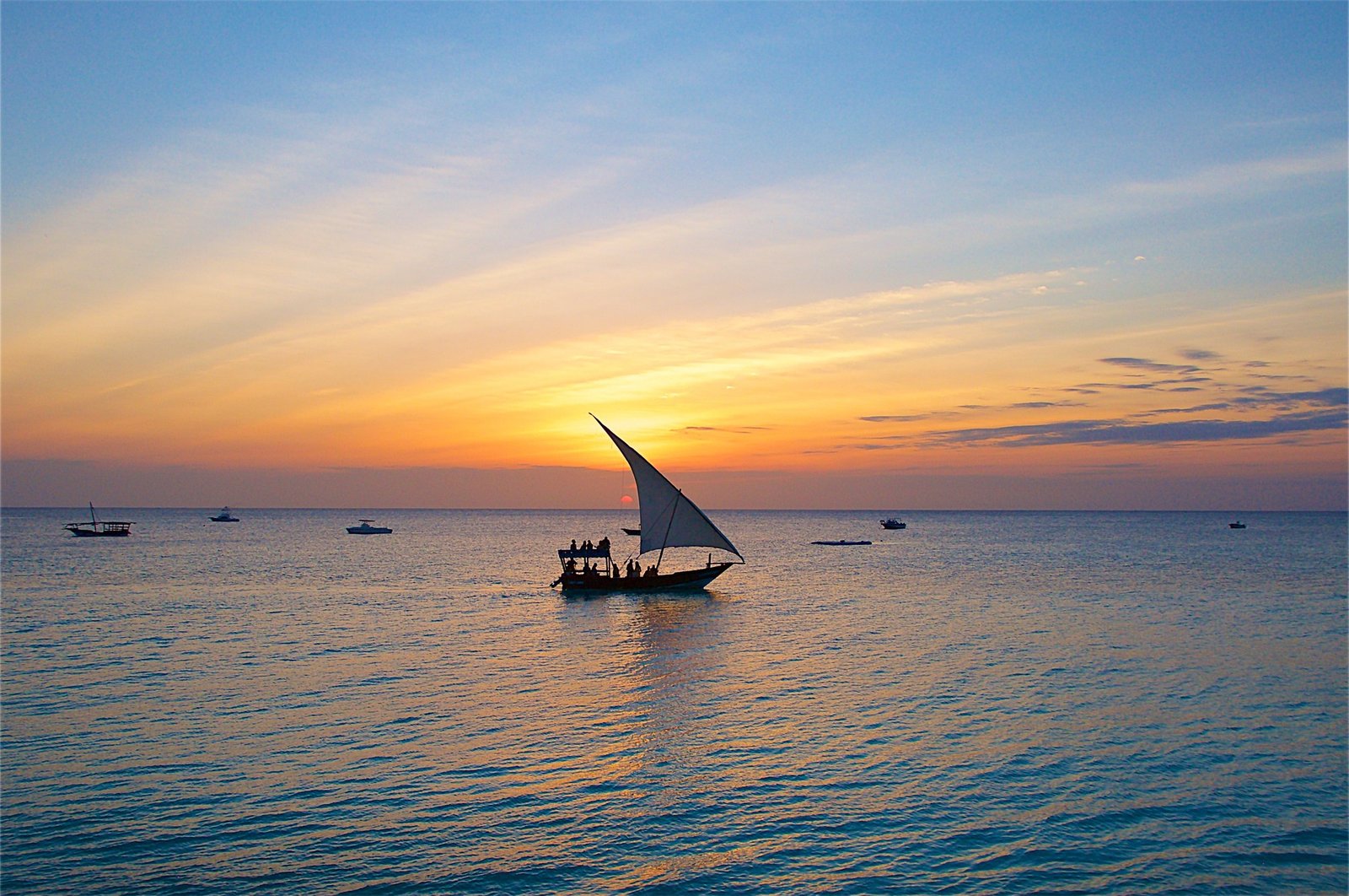 SUNSET CRUISE SAFARIS